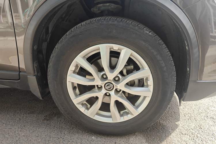 Used Nissan X-Trail 2019 2.0L CVT Smart Connect Comfort Edition 2WD Right Front Wheel Hub