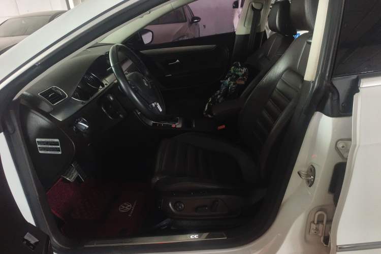 Used Volkswagen FAW-Volkswagen CC 2016 2.0 TSI Ultimate Edition
