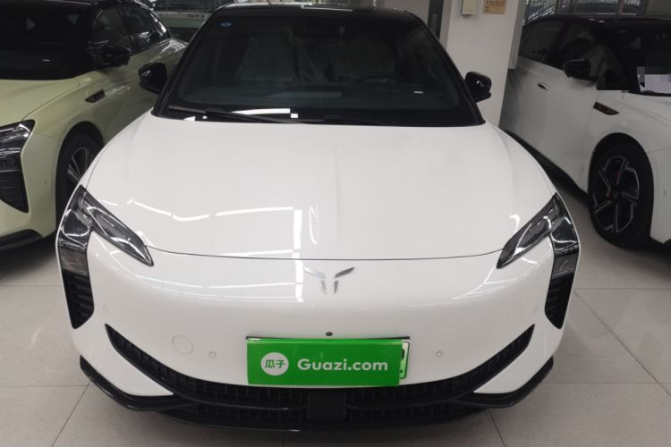 Used Hongqi EH7 2024 640 Pro+ All-Wheel Drive Front