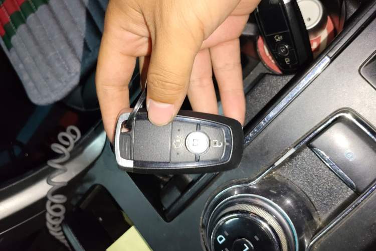 Used Ford Mondeo New Energy 2018 2.0 PHEV Smart-Controlled Fashion Edition China V Standard Vehicle Key