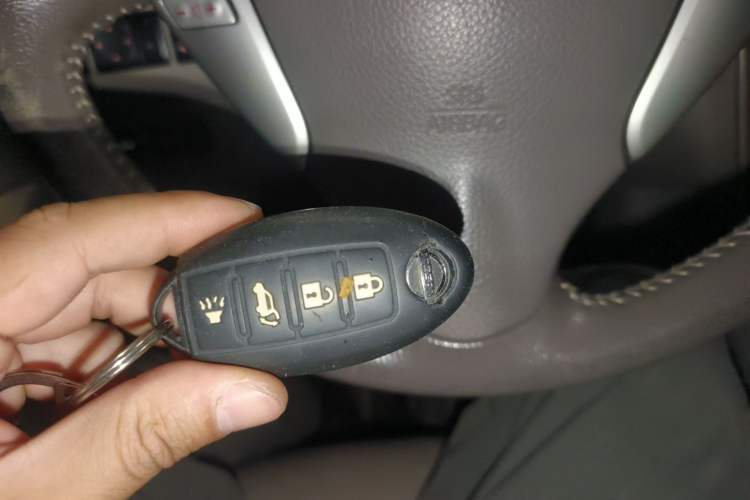 Used Nissan Sylphy 2012 1.8XL CVT Luxury Edition Vehicle Key