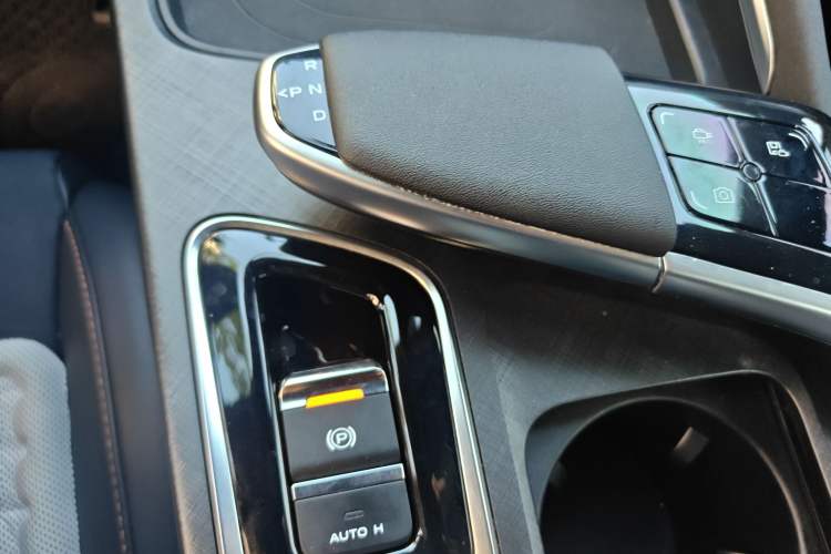 Used CHANGAN UNI-T 2022 1.5T Luxury Edition
