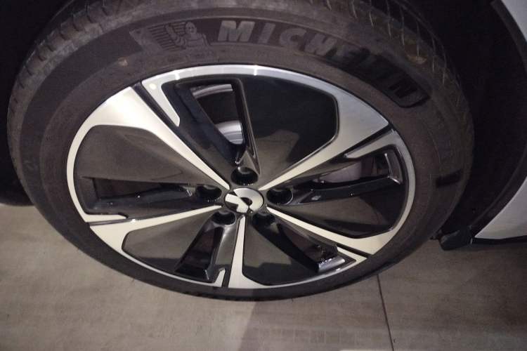 Used Nio ET5T 2024 75kWh Touring
