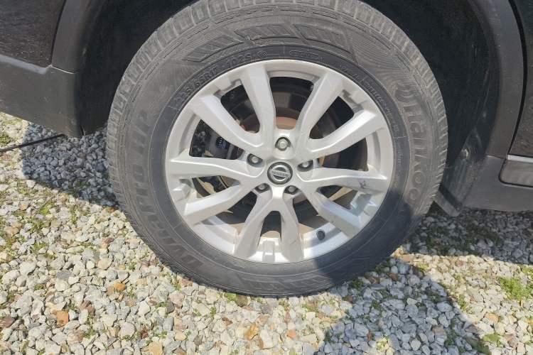 Used Nissan X-Trail 2017 2.0L CVT Comfort Edition 2WD Right Rear Wheel Hub