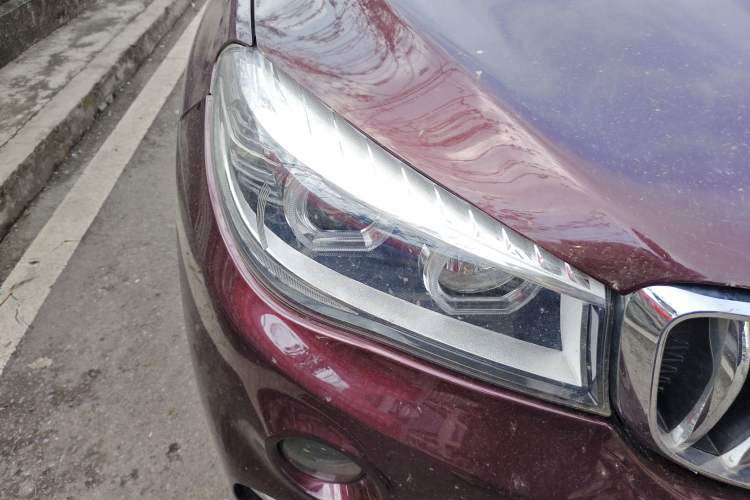 Used SWM X7 2016 1.5T Manual Prestige Version 7 Seats
