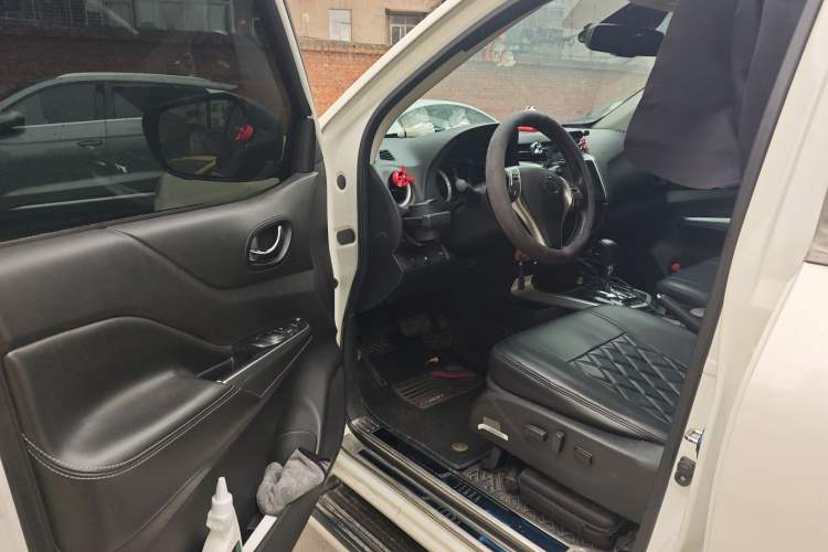 Used Nissan Terra 2018 2.5L Automatic 4x4 Flagship Edition