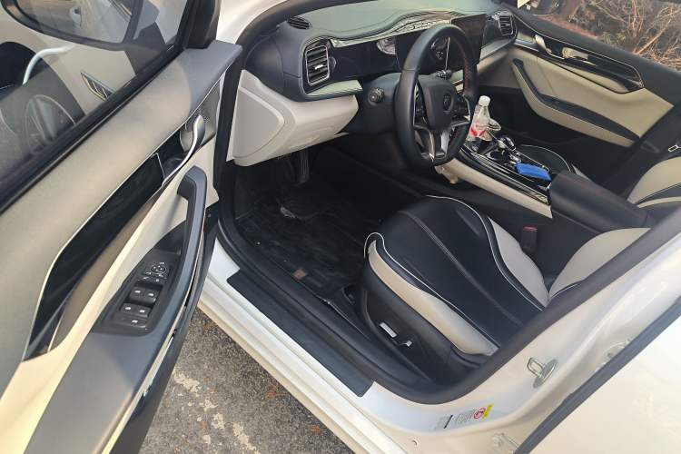 Used BYD Qin PLUS 2021 EV 500KM Luxury Model