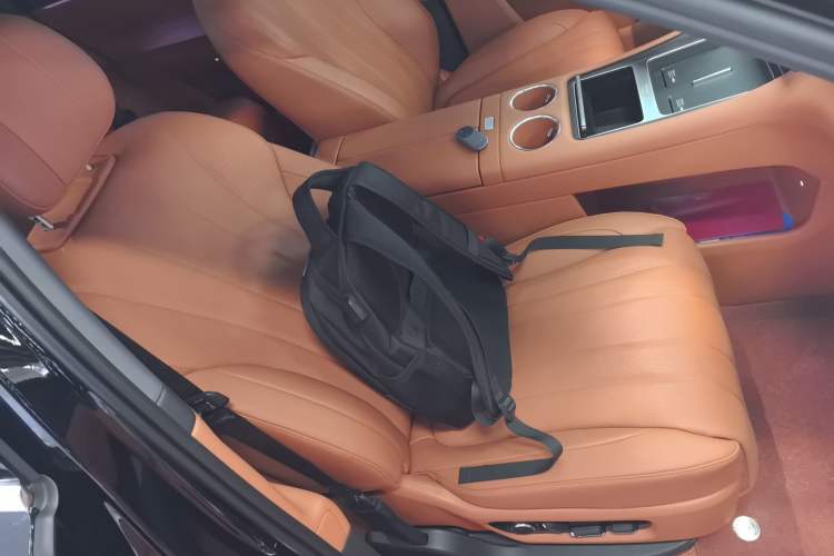 Used Hima AITO M7 2026 Model Pure Electric Max Long Range 5-Seater Version Right Front Seat