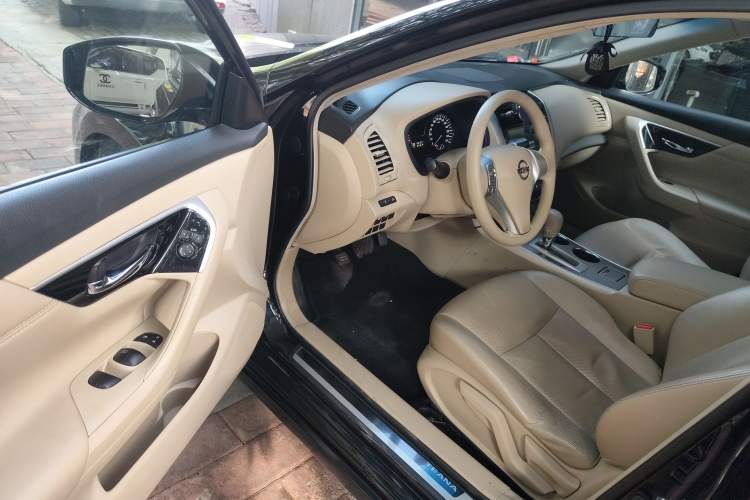 Used Nissan Teana 2016 2.0L XE Fashion Edition
