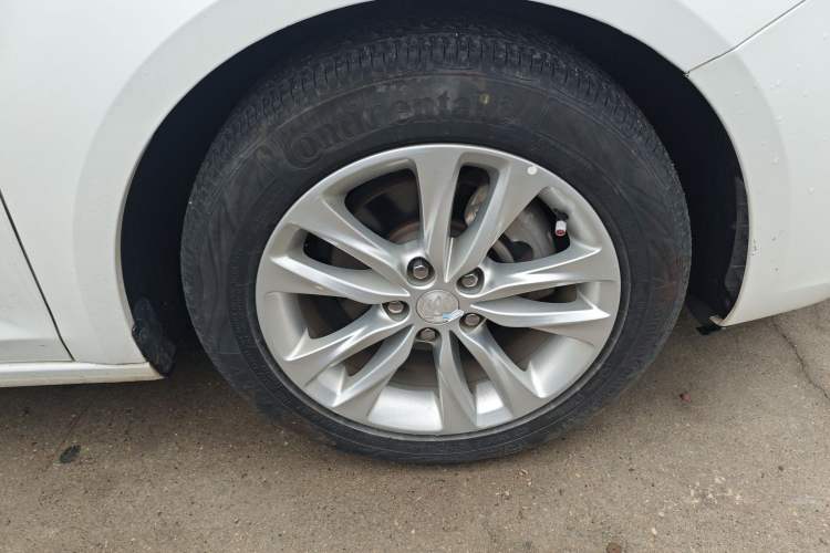 Used Buick Verano 2018 Sedan 20T Dual-Clutch Leading Model
