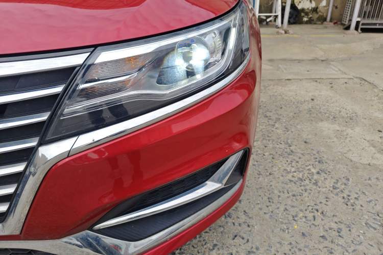 Used Roewe i6 2020 PLUS 1.6L CVT 4G Connected Glory Holographic Edition