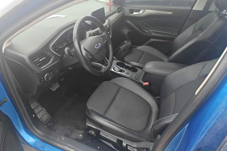 Used Ford Focus 2019 Sedan EcoBoost 180 Automatic Trend Edition