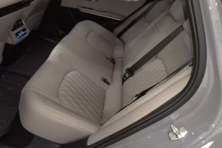 Used BYD Han 2025 Model EV Intelligent Driving Edition 635KM Flagship