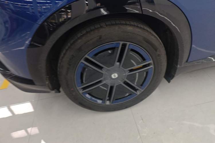 Used Xiaomi Auto YU7 2025 Ultra-Long Range High-Performance All-Wheel-Drive Max Edition