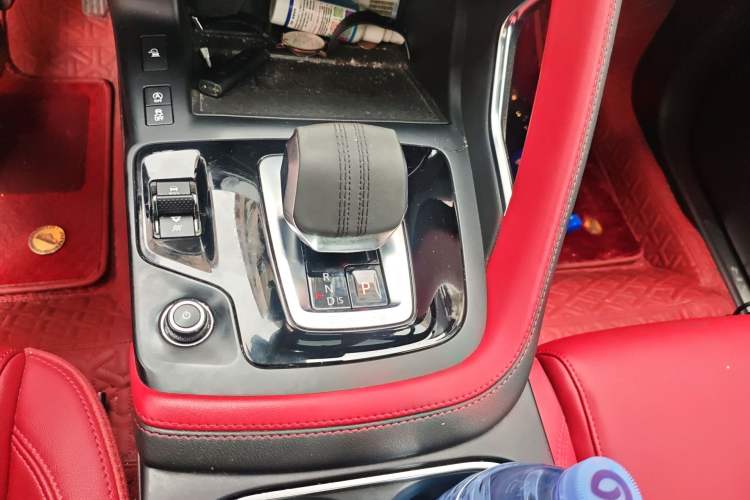 Used Jaguar E-PACE 2024 YAO Black Sport Edition R-DYNAMIC SE BLACK
