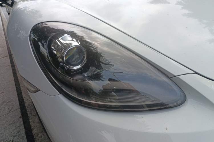 Used Porsche 718 2018 Boxster 2.0T Right Front Headlight