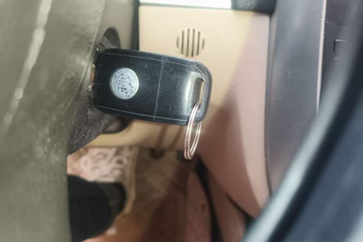 Used Buick Excelle 2013 1.5L Automatic Classic Model
