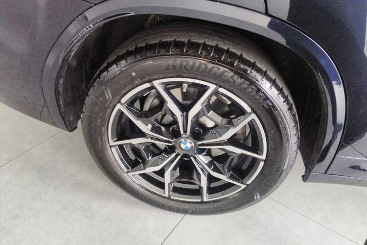 Used BMW X3 2023 xDrive25i M Sport Package Right Rear Wheel Hub