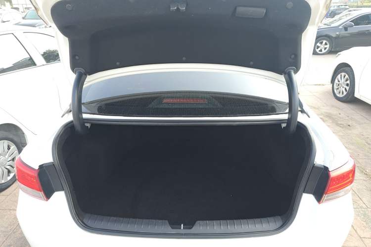 Used Kia K5 2016 1.6T Automatic LUX