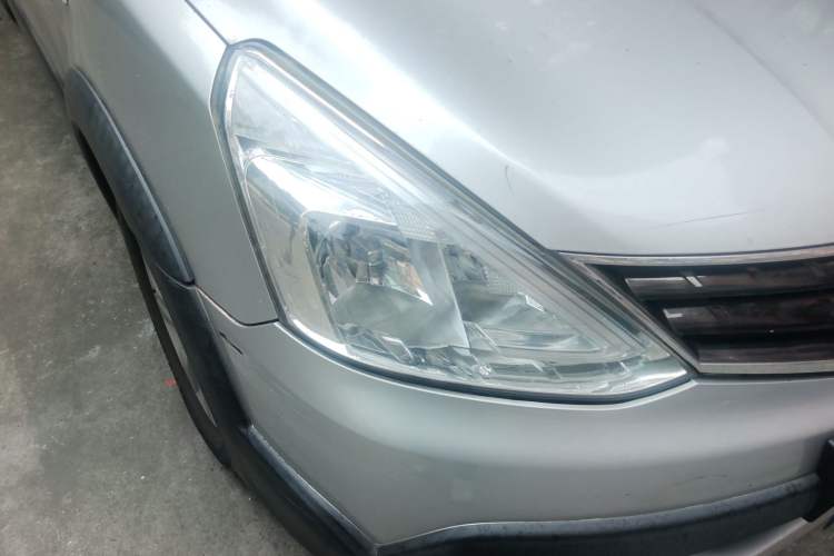 Used Nissan Livina 2013 Jingrui 1.6XL Manual Comfort Edition
