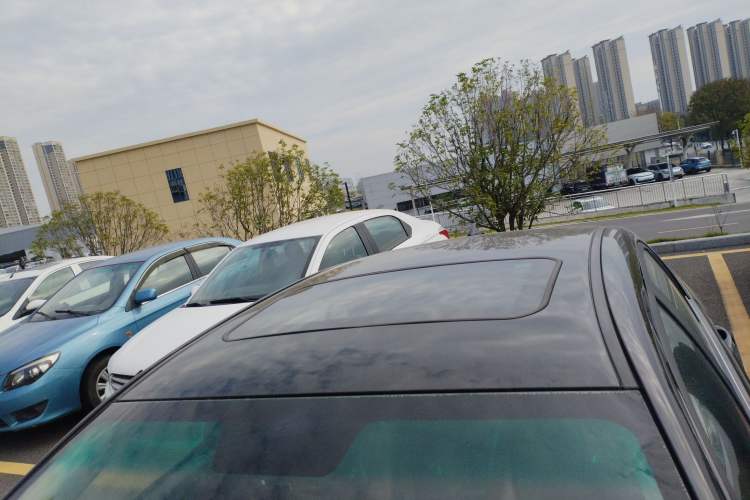 Used BYD Surui 2015 1.5L Manual Luxury Model
