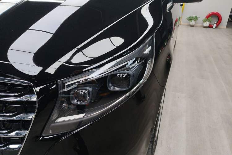 Used Mercedes-Benz V-Class 2024 V 300 L Long Wheelbase Prestige Edition Left Front Headlight