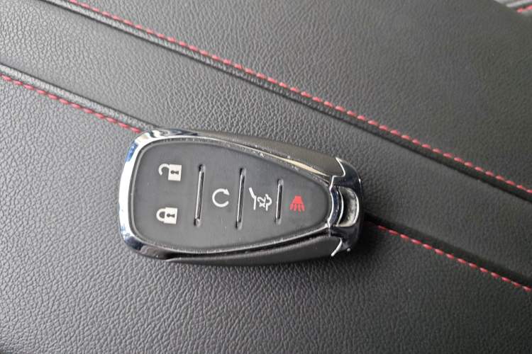 Used Chevrolet Blazer 2020 Redline 650T 7-Seater Ting Edition
