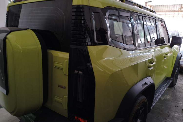 Used JETOUR Traveler 2023 2.0T All-Wheel-Drive CrossPRO Rear Right 45 Deg