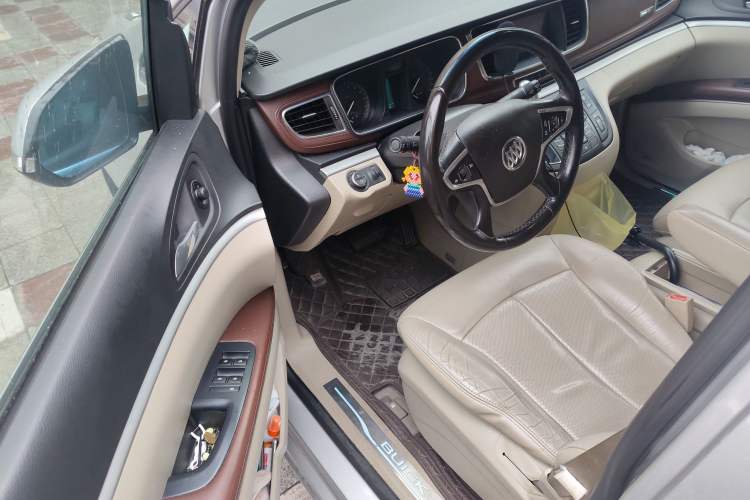 Used Buick GL8 2014 3.0L XT Luxury Business Flagship Edition