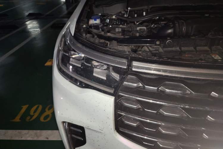 Used Ford Explorer 2023 EcoBoost 285 Four-Wheel Drive Stylish Plus Version 7 Seats