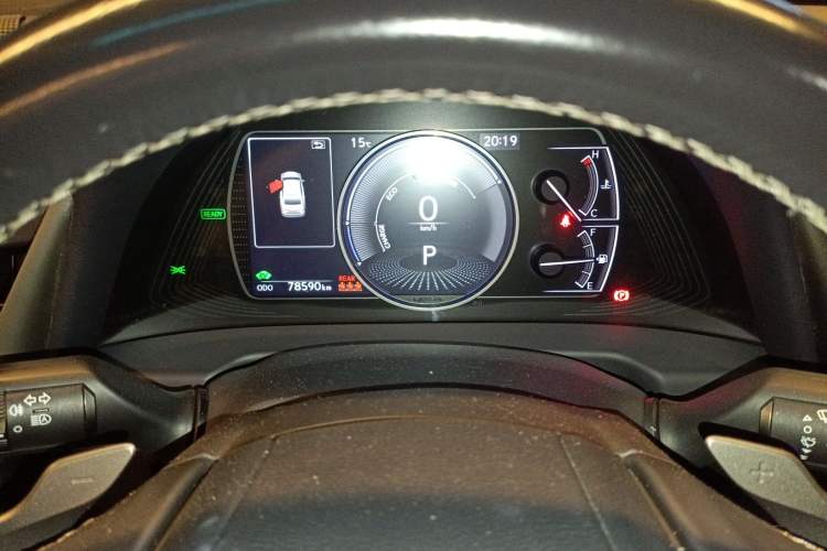 Used Lexus ES 2018 300h Premier Edition China VI Standard