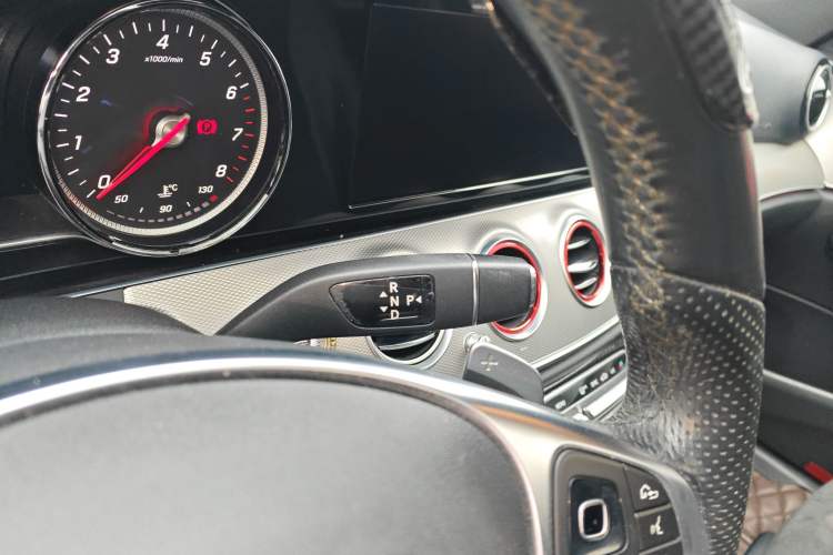 Used Mercedes-Benz E-Class 2017 E 200 Sport 4MATIC Gear Lever