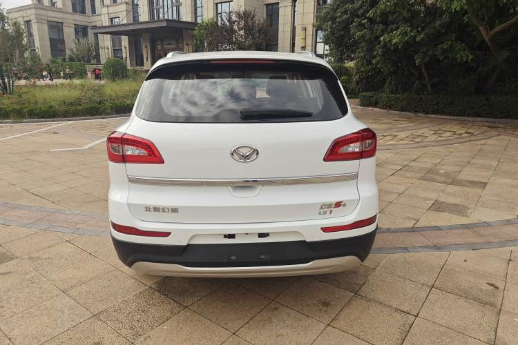 Used HYOSOW S6 2016 1.5T CVT Enjoyment Model