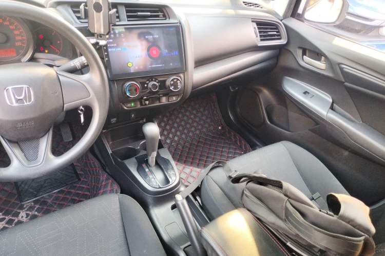 Used Honda Fit 2018 1.5L CVT Comfort Version Gear Lever