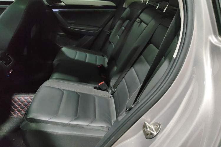 Used Volkswagen Tayron 2020 330TSI Two-Wheel Drive Luxury Smart Connectivity Version