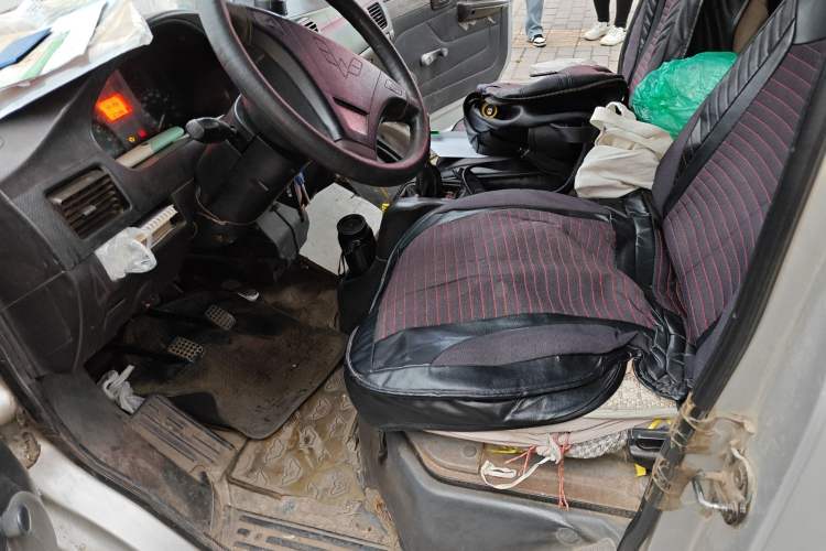 Used Wuling Rongguang 2012 1.2L Extended Basic Version LJY