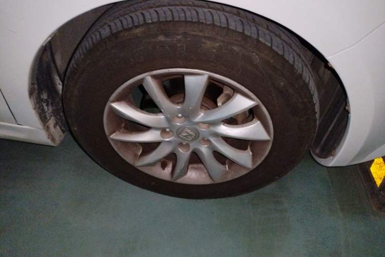 Used Zotye Z500 2015 1.5T Manual Luxury Model