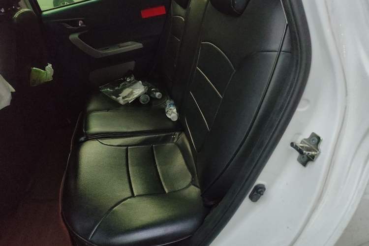 Used CHANGAN Benni E-Star 2022 Qingxin Edition Colorful Model Lithium Iron Phosphate
