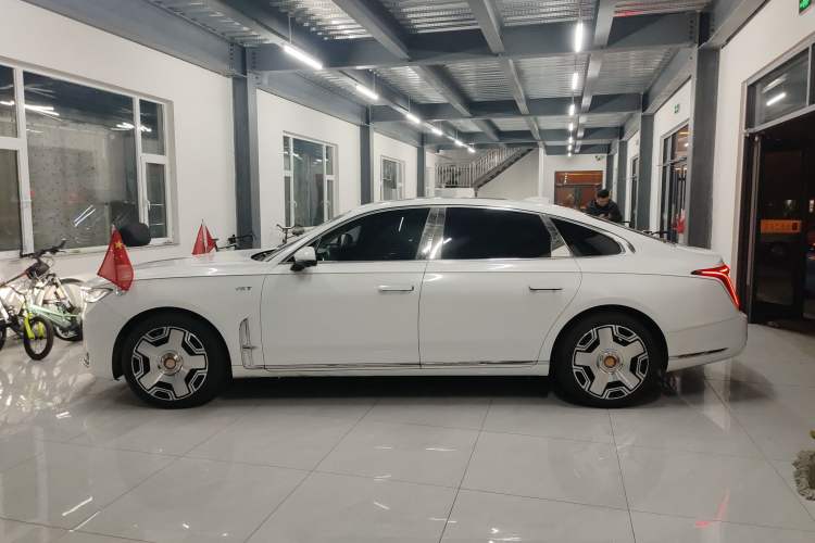 Used Hongqi H9 2020 2.0T Smart Connect Flagship Edition
