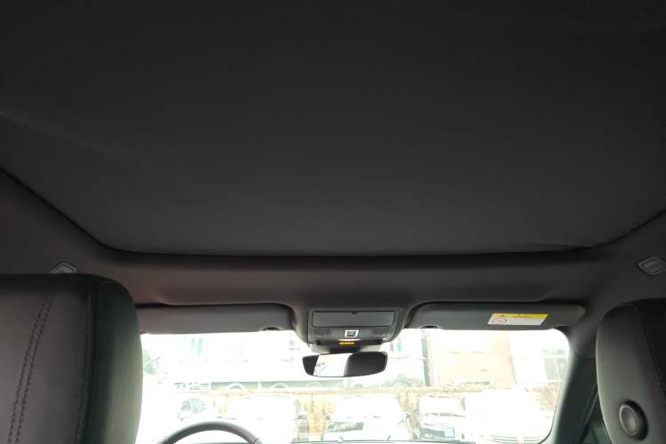 Used Land Rover Range Evoque 2020 249 PS R-DYNAMIC S Black Edition Sport Version
