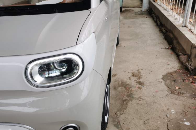 Used Wuling Hongguang MINIEV 2024 3rd Generation 215km Youth Edition

