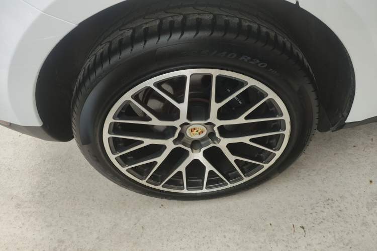 Used Porsche Macan 2017 Macan 2.0T Exterior 5