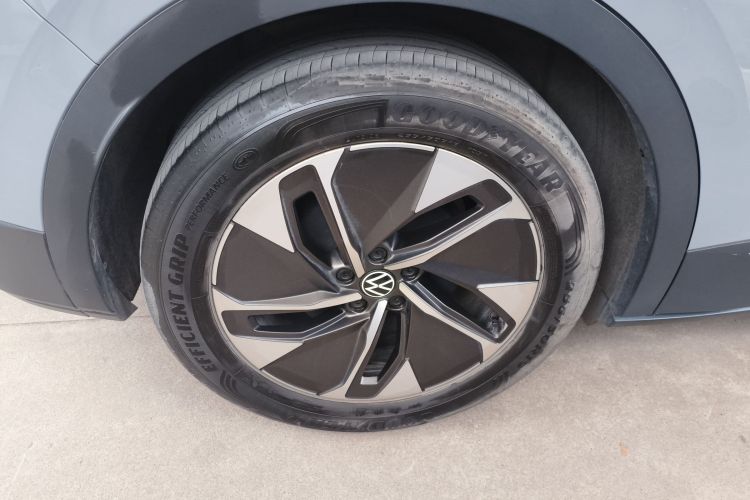 Used Volkswagen ID.4 CROZZ 2024 PURE+ model Right Rear Wheel Hub