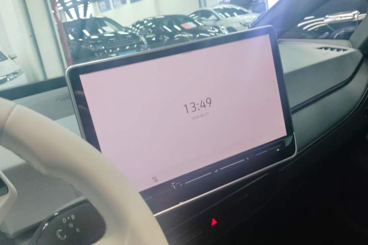 Used Volkswagen ID.3 2025 Smart Model Outstanding Oxygen Edition