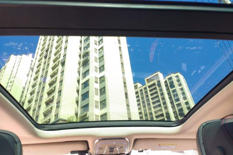 Used BYD Tang New Energy 2018 DM 2.0T All-Wheel Drive Smart Connect Genesis Edition 7 Seats China V Emission Standard Headliner