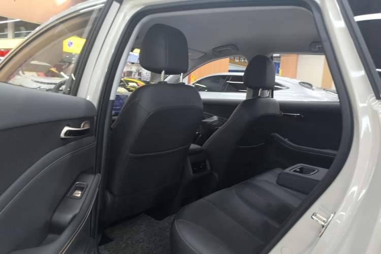 Used Baojun E6 2026 Model 500km Enjoyment Edition Left Rear Seat