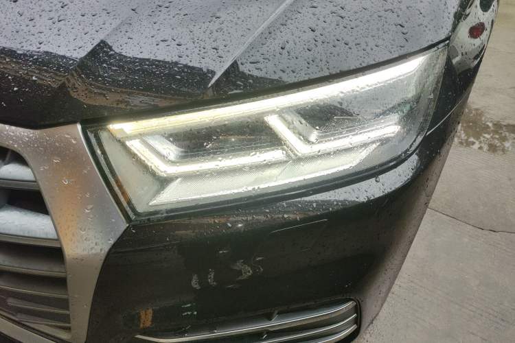 Used Audi Q5L 2020 Updated 40 TFSI Prestige Fashion Edition