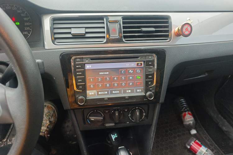 Used Volkswagen Santana 2015 Haval H6 1.6L Automatic Luxury Model Audio And AC Panel