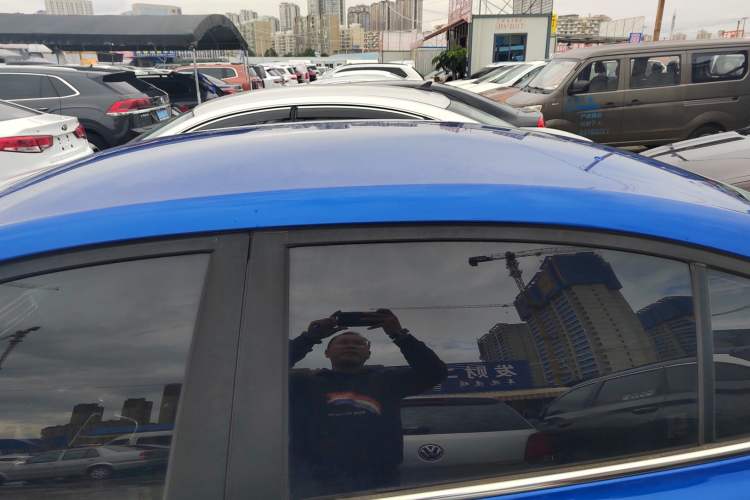 Used Roewe i5 2020 1.5L Manual 4G Connect Luxury Edition