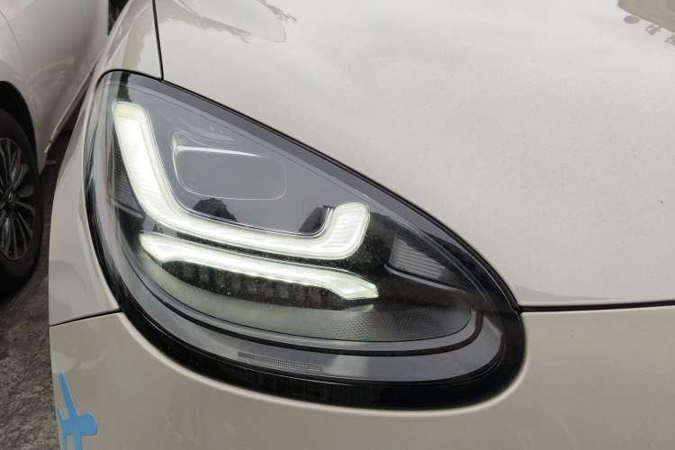 Used Wuling Bingo 2023 333 km Lingxi Connected Version
